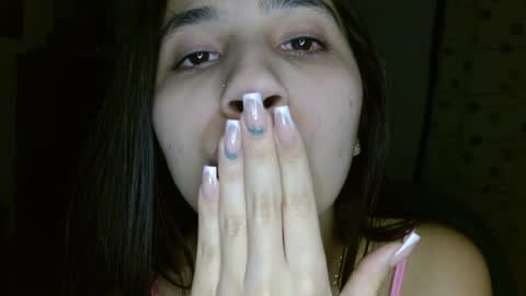 Mia online show from 12-31-24, 06:16