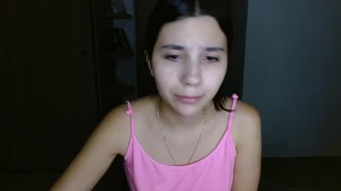 Snapshot of mia__lopez_ chatting on 05-22-26, 04:19 Mia online show from 05-22-26, 04:19