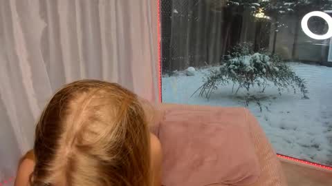 Snapshot of mia__milan chatting on 01-14-26, 07:03 Mia Milan online show from 01-14-26, 07:03