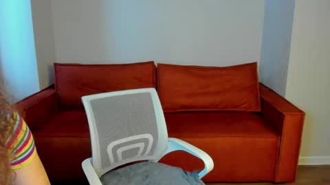 Snapshot of mia__miler chatting on 05-31-26, 01:03 mia online show from 05-31-26, 01:03