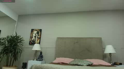 Mia Zoe online show from 05-25-26, 03:12