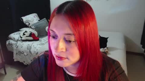 mia online show from 06-06-26, 01:00