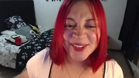 Snapshot of mia_adams_red chatting on 06-08-26, 11:16 mia online show from 06-08-26, 11:16