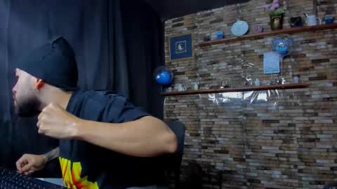 Mia and vincentt model indepent online show from 10-17-25, 06:05