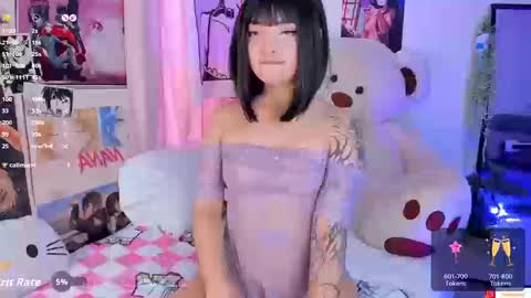 Snapshot of mia_angeel_ chatting on 09-12-25, 10:10 ig miaangeell online show from 09-12-25, 10:10