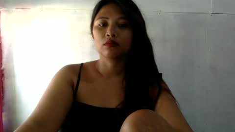 Snapshot of mia_bella04 chatting on 07-07-26, 07:23 mia_bella04 online show from 07-07-26, 07:23