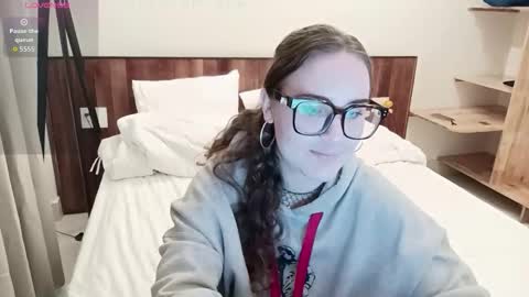 mia_boone online show from 10-03-25, 02:19