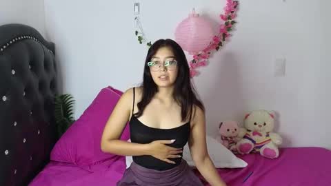 Snapshot of mia_calyx chatting on 02-27-26, 05:02 Mia online show from 02-27-26, 05:02