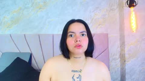 Snapshot of mia_candy_0 chatting on 05-30-26, 12:02 Mia online show from 05-30-26, 12:02