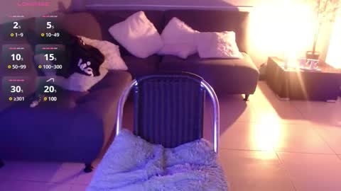 Snapshot of mia_collens_ chatting on 01-07-25, 01:28 MIA online show from 01-07-25, 01:28