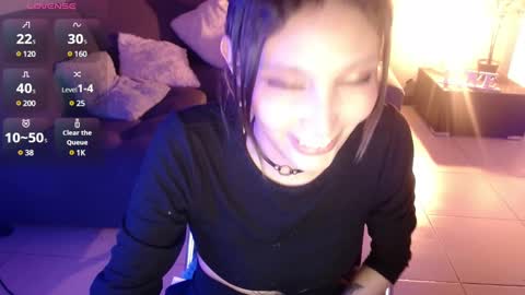 Snapshot of mia_collens_ chatting on 01-07-25, 07:31 MIA online show from 01-07-25, 07:31