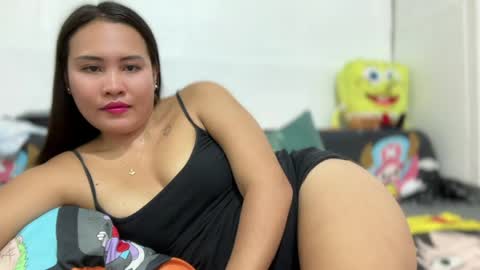 Snapshot of mia_cumzz chatting on 05-18-26, 01:39 mia_cumzz online show from 05-18-26, 01:39