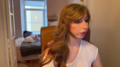 Snapshot of mia_daddysgirl chatting on 10-09-25, 08:45 Daddys Girl online show from 10-09-25, 08:45