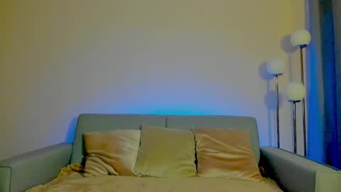 Snapshot of mia_daniellshot chatting on 03-20-26, 11:37 Sarah Luna online show from 03-20-26, 11:37
