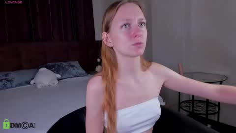 Snapshot of mia_e1fie chatting on 09-09-25, 08:25 mia_e1fie online show from 09-09-25, 08:25