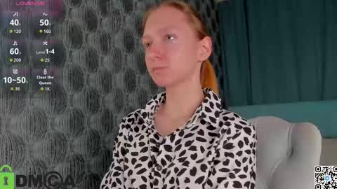 Snapshot of mia_e1fie chatting on 11-06-25, 09:32 mia_e1fie online show from 11-06-25, 09:32