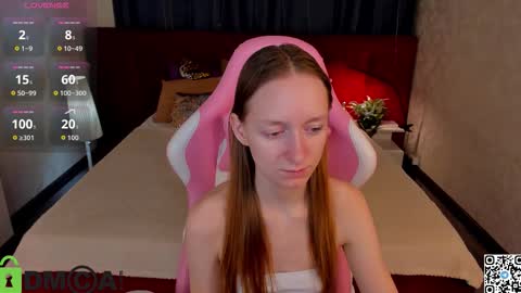 Snapshot of mia_e1fie chatting on 11-21-25, 12:10 mia_e1fie online show from 11-21-25, 12:10