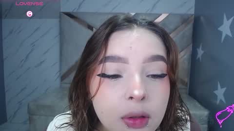 Mia online show from 03-22-26, 01:14