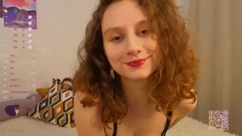 Snapshot of mia_frizz chatting on 11-17-25, 04:57 Mia online show from 11-17-25, 04:57