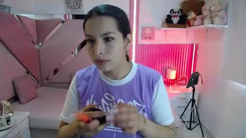 mia_garcia28 online show from 06-13-26, 03:21