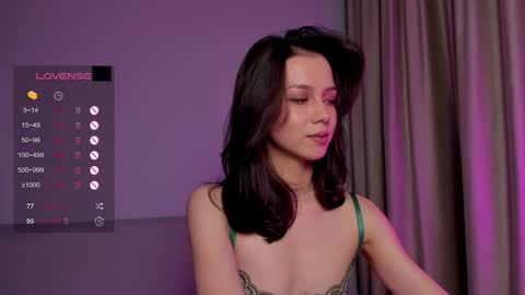 Snapshot of mia_hetty chatting on 09-28-25, 07:30 Mia online show from 09-28-25, 07:30