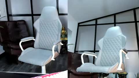 Snapshot of mia_hotwife chatting on 02-11-25, 06:44 Mia.... Nice to meet you thumb up me please its important online show from 02-11-25, 06:44