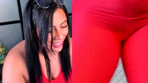 Snapshot of mia_hotwife chatting on 03-11-25, 07:25 Mia.... Nice to meet you thumb up me please its important online show from 03-11-25, 07:25