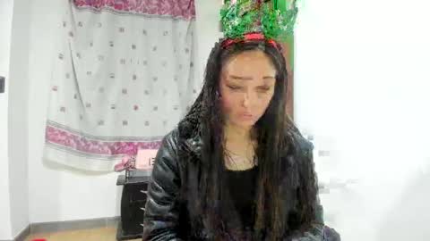 mia kaneee online show from 12-10-24, 01:32