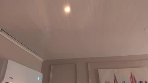 Mia online show from 03-22-26, 02:15