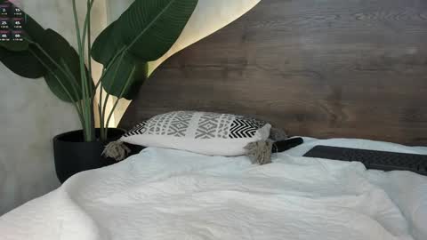 mia_lacy online show from 02-04-25, 01:23