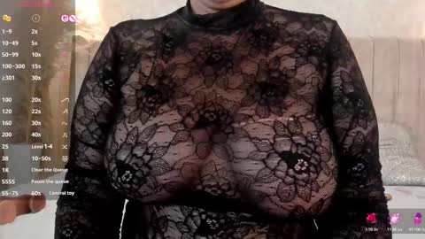 Mia online show from 10-03-25, 02:03