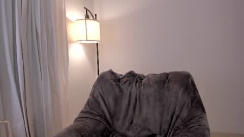 Snapshot of mia_love__ chatting on 06-14-26, 02:24 MIA LOVE online show from 06-14-26, 02:24