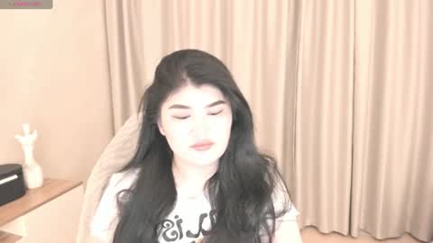 Mia 3 online show from 06-27-26, 07:30