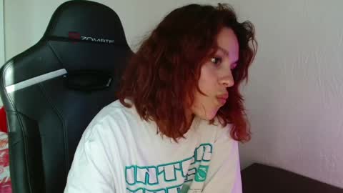 mia_luiza online show from 06-08-26, 03:12