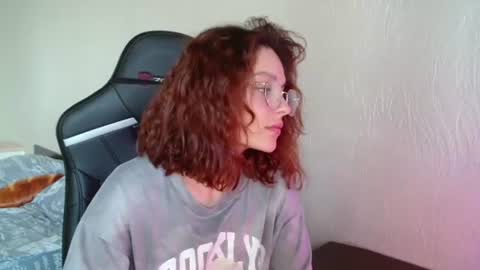mia_luiza online show from 06-10-26, 09:52