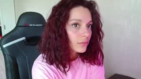 mia_luiza online show from 06-18-26, 11:14