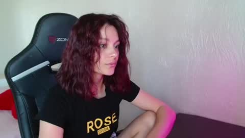 mia_luiza online show from 06-23-26, 08:34