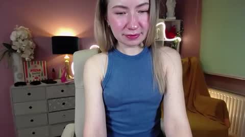 Mia online show from 01-23-25, 07:54