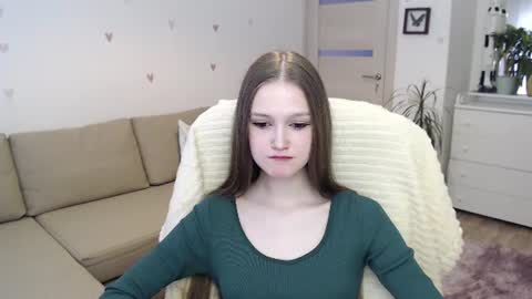 Mia online show from 07-22-26, 10:40