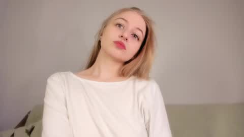 Mia here Appreciate your support online show from 04-10-26, 06:40