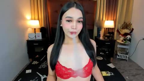 Snapshot of mia_mow chatting on 02-23-25, 04:28 They called me MIA online show from 02-23-25, 04:28