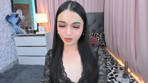 Snapshot of mia_mow chatting on 03-09-25, 06:43 They called me MIA online show from 03-09-25, 06:43