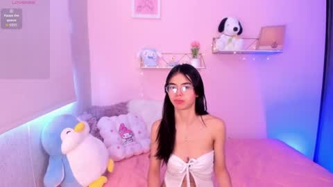 Mia online show from 07-30-26, 01:10