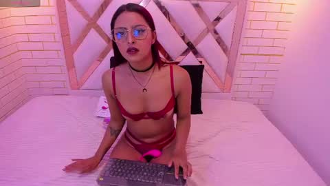 mia_petite18 online show from 07-09-26, 01:31