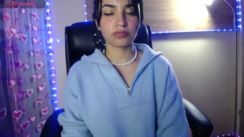 Snapshot of mia_petitebaby chatting on 02-03-25, 04:20 Ma online show from 02-03-25, 04:20