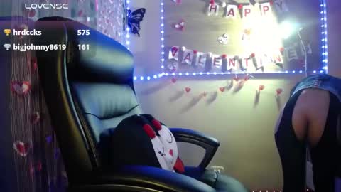 Snapshot of mia_petitebaby chatting on 02-27-25, 02:53 Ma online show from 02-27-25, 02:53