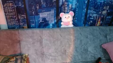 Snapshot of mia_peyton chatting on 04-28-26, 07:08 Mia online show from 04-28-26, 07:08