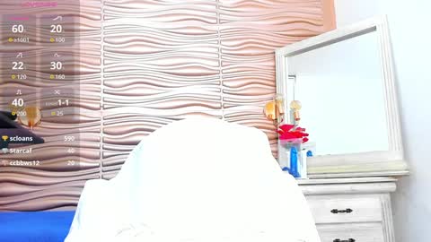 Snapshot of mia_pineda chatting on 01-22-25, 06:52 Mariana online show from 01-22-25, 06:52