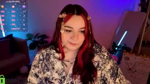Mia online show from 05-24-26, 01:10