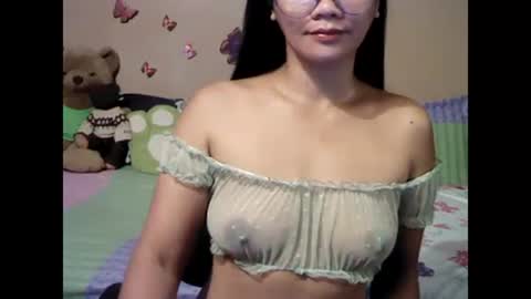 Snapshot of mia_rein chatting on 02-23-25, 01:02 mia_rein online show from 02-23-25, 01:02